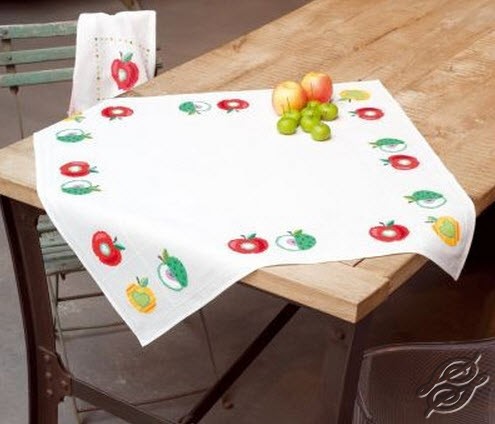 table zweigart runners Manufactured by:  Vervaco